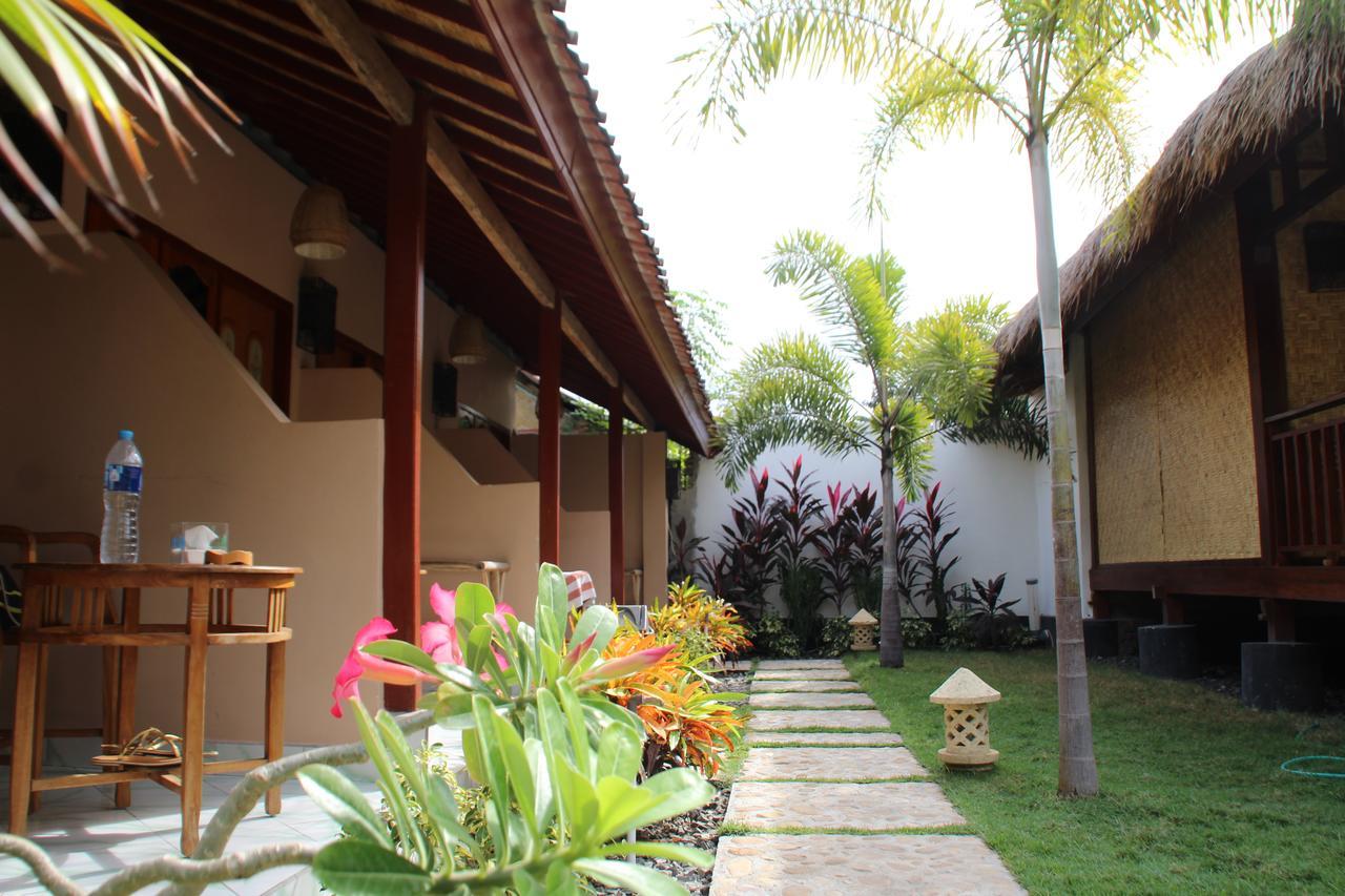 Aldi'S Homestay Kuta  Екстер'єр фото